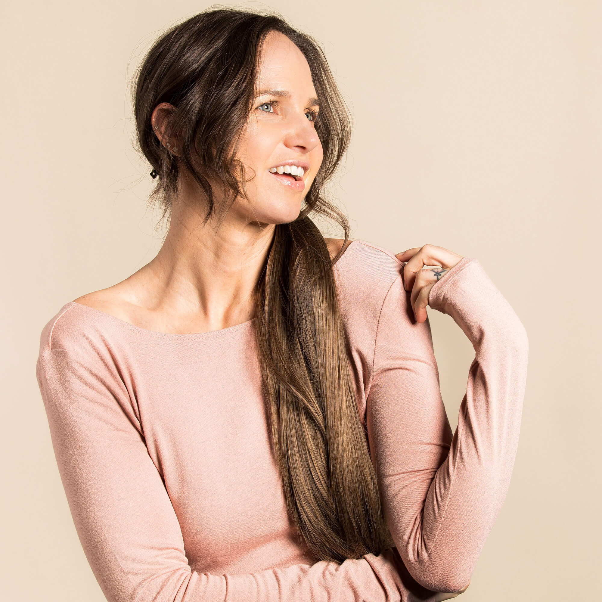 The Bree Ponytail Hair Extension - Brunette
