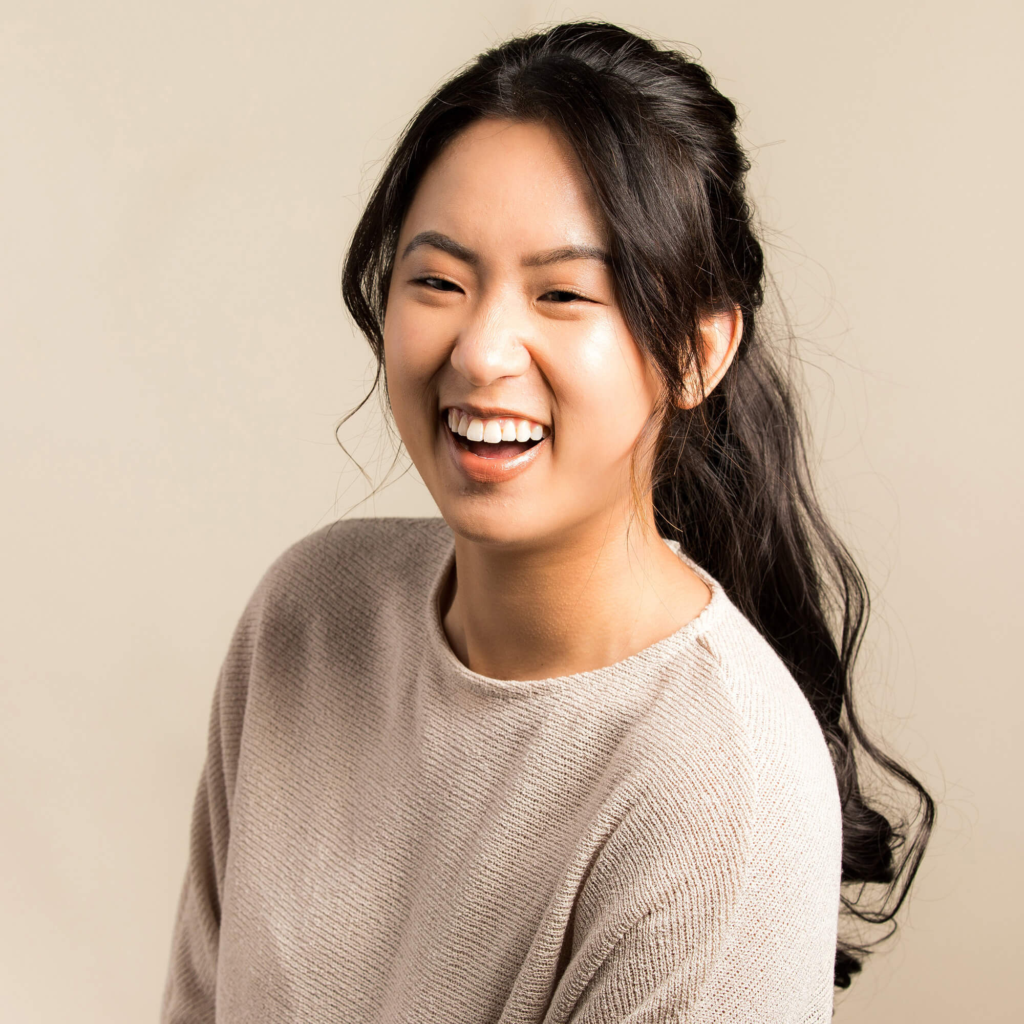 The Naomi Ponytail Long Hair Extension - Dark Brown